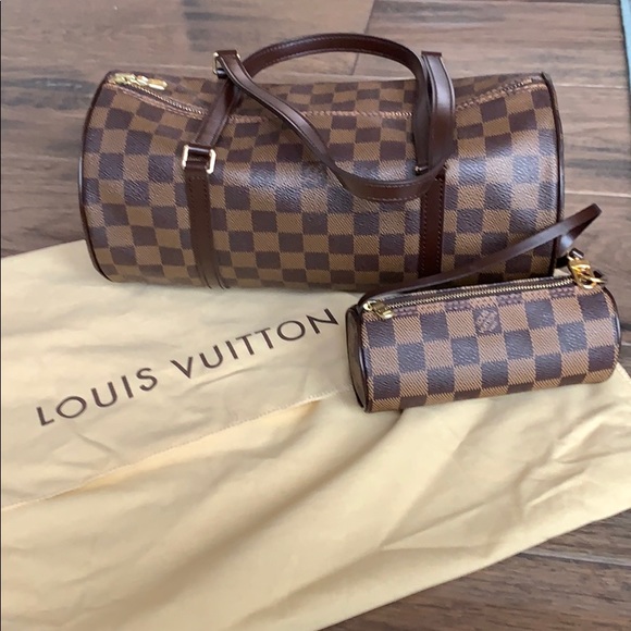 Louis Vuitton Handbags - Louis Vuitton papillon with mini bag included.